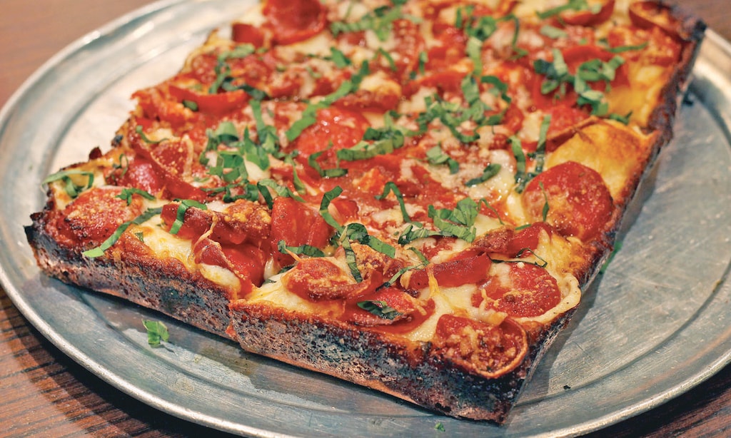 Product image for Compari's on The Park $2 off any pizza 