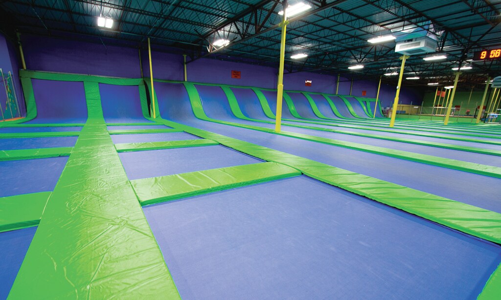 Product image for Jumping World $25 Off any party package