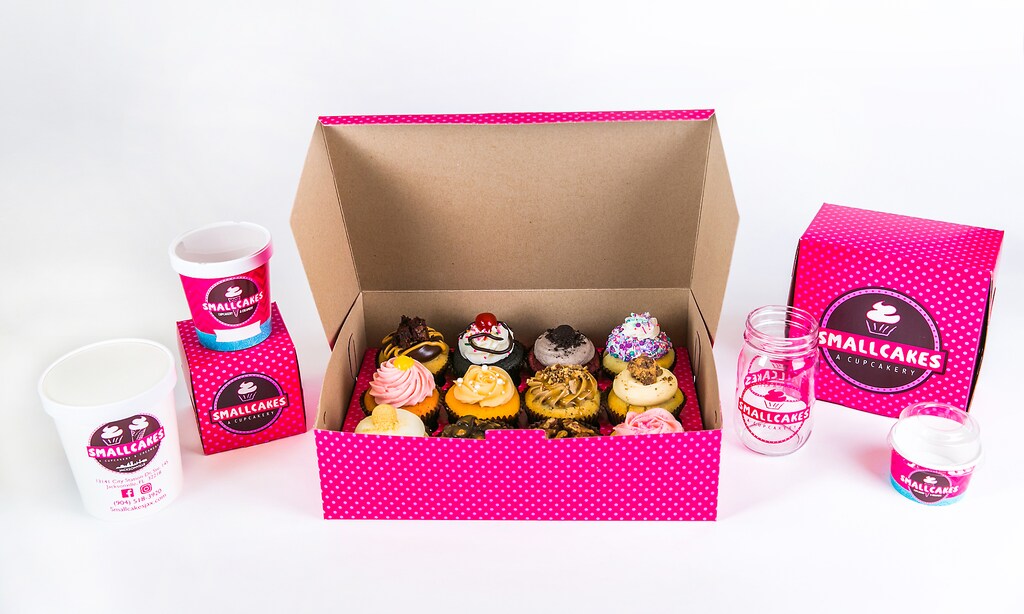 Product image for Smallcakes A Cupcakery & Creamery $10 Off Any Purchase of $25 or more