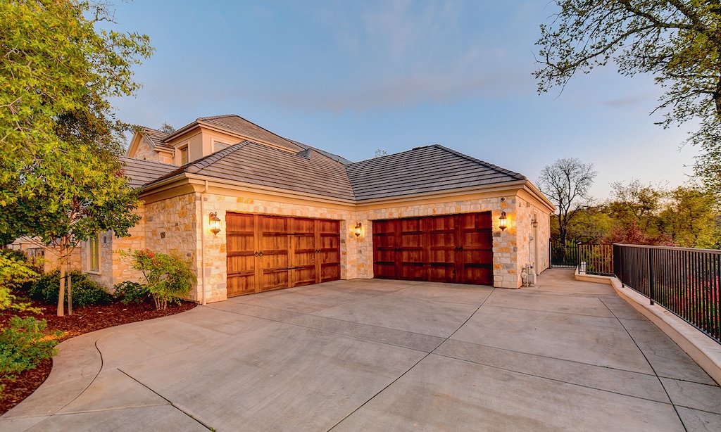 Product image for Elmer Door Co $100 Off any awning. 