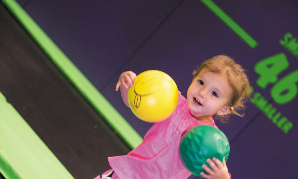 Product image for Get Air Trampoline Park $17.50 For 2 Hours Of Jump Time With Socks For 1 (Reg. $35)