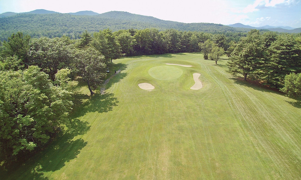 Product image for Westport Country Club $120 For 18 Holes Of Golf For 4 People With Carts (Reg. $240)