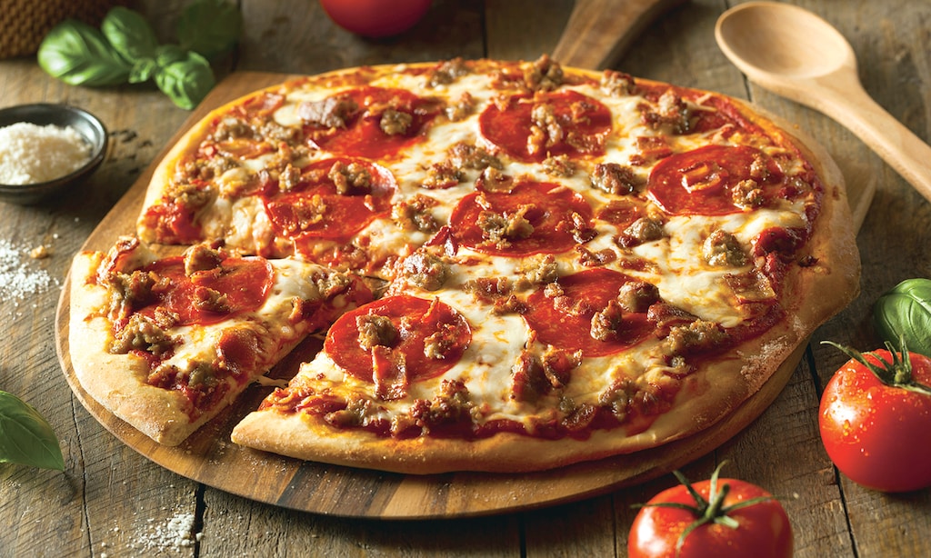 Product image for Giant Pizza King $15 For $30 Worth Of Casual Dining